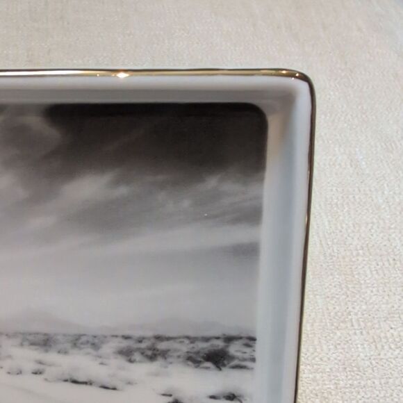 Kate Spade New York x Lenox Spirit of Adventure White Ceramic Tray Gold Rim - Picture 5 of 8